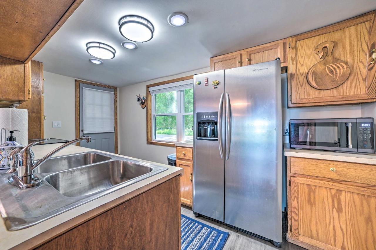 East Tawas Lakefront Getaway With Kayaks And Deck Exterior foto